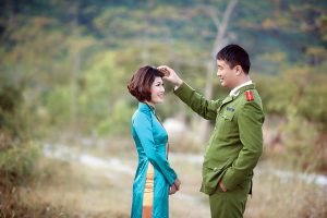 Kết Hôn Với Công An, Sĩ Quan Quân Đội: Điều Kiện, Hồ sơ, Thủ Tục Và Các Chế Độ